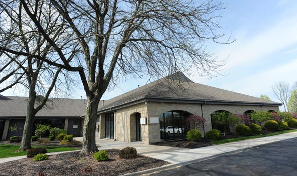 Stoneridge Medical & Office Center: 4015-4059 W Dublin Granville Rd, Dublin, OH 43017